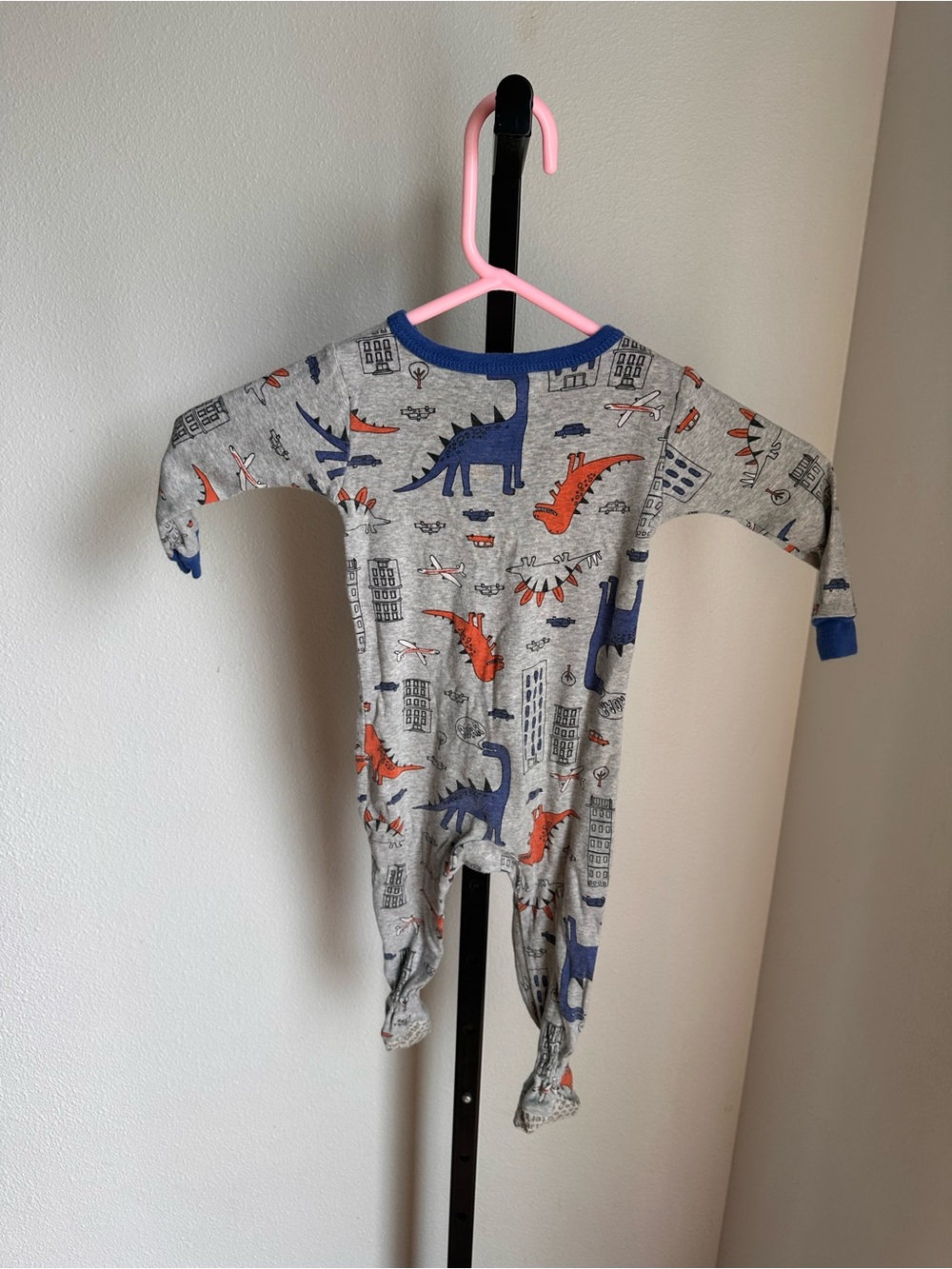 Carters 18 months footies - Picture 4 of 4